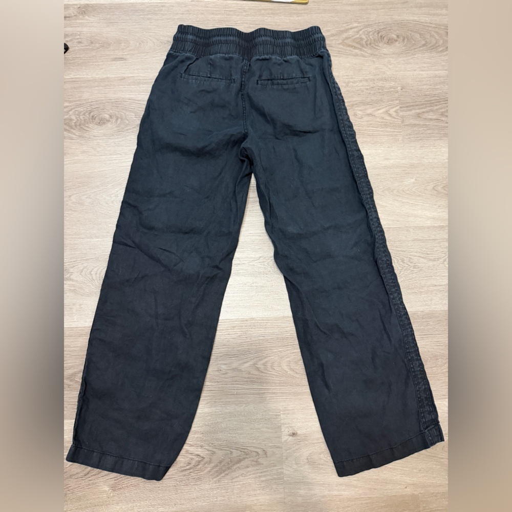 Athleta women’s  Dark Blue Cargo Pants Stretchy  Waistband - Picture 4 of 9